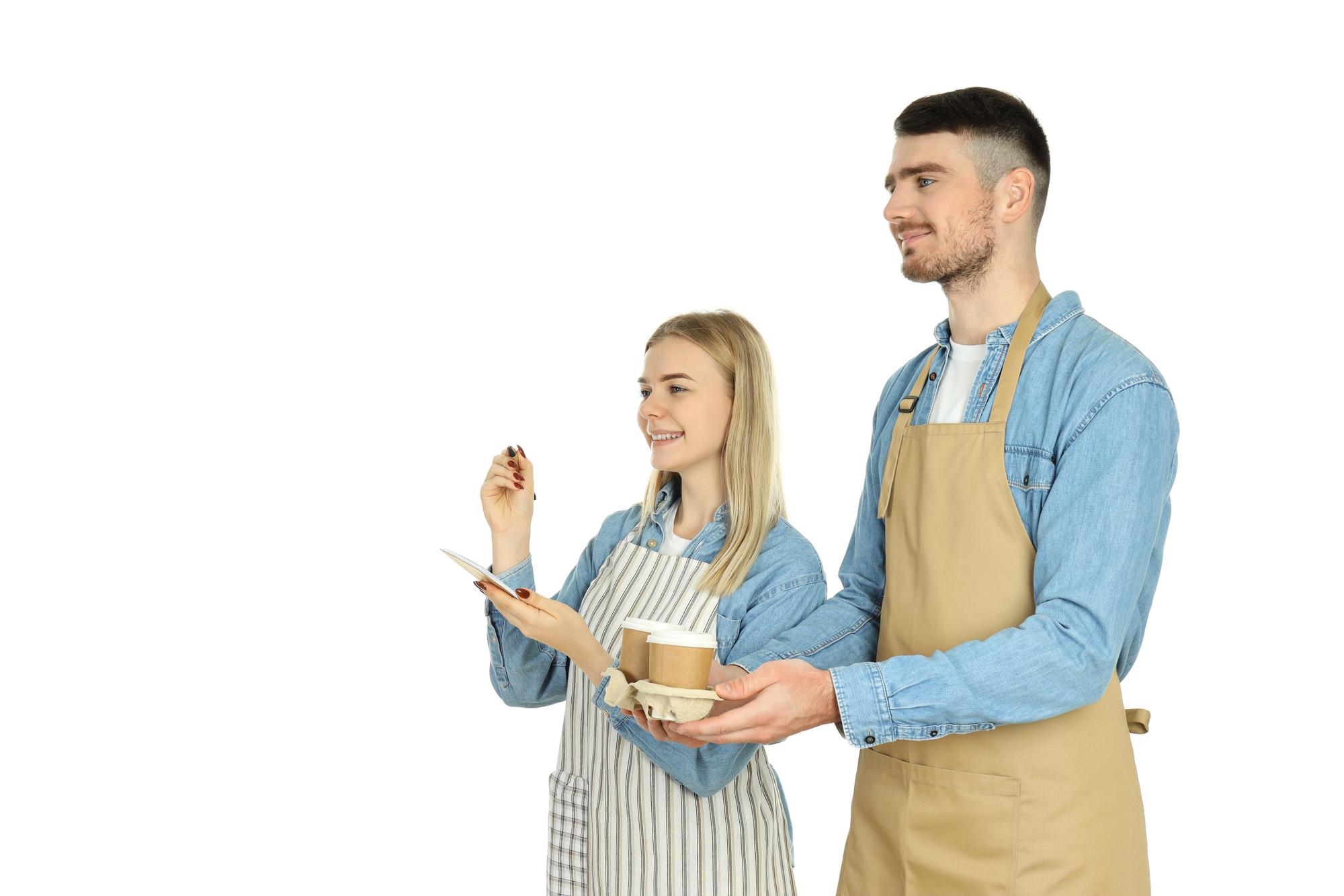 zespół przygotowujący menu